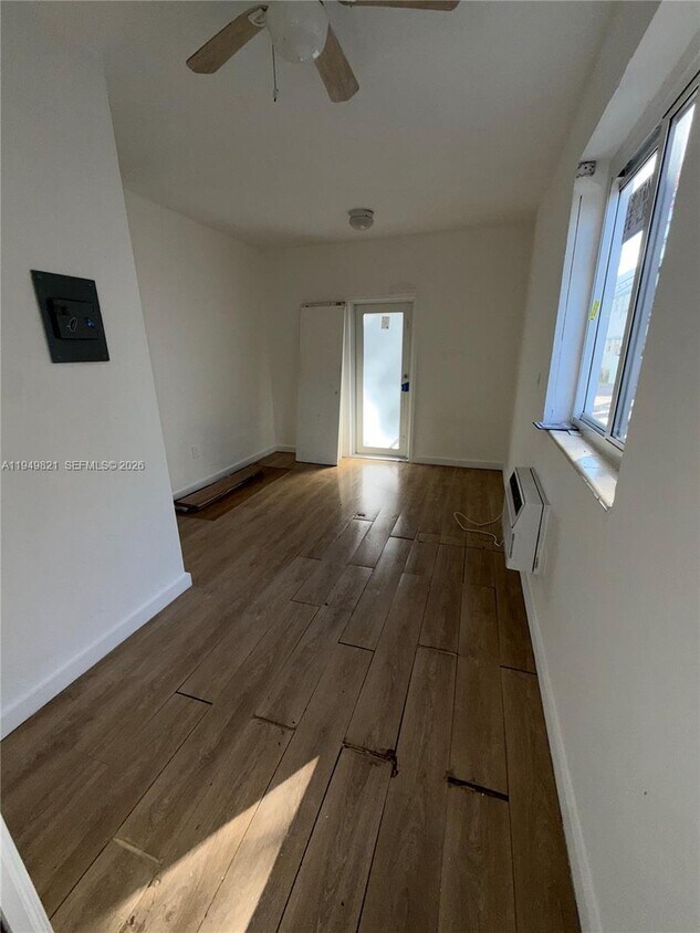 Foto del edificio - 1026 Euclid Ave