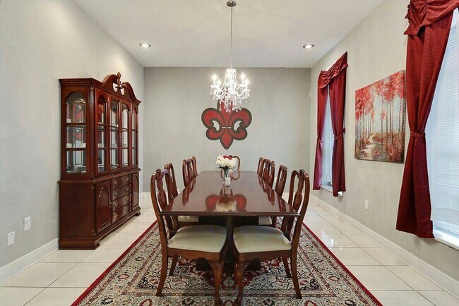 Foto del edificio - 3820 Evangeline Ave