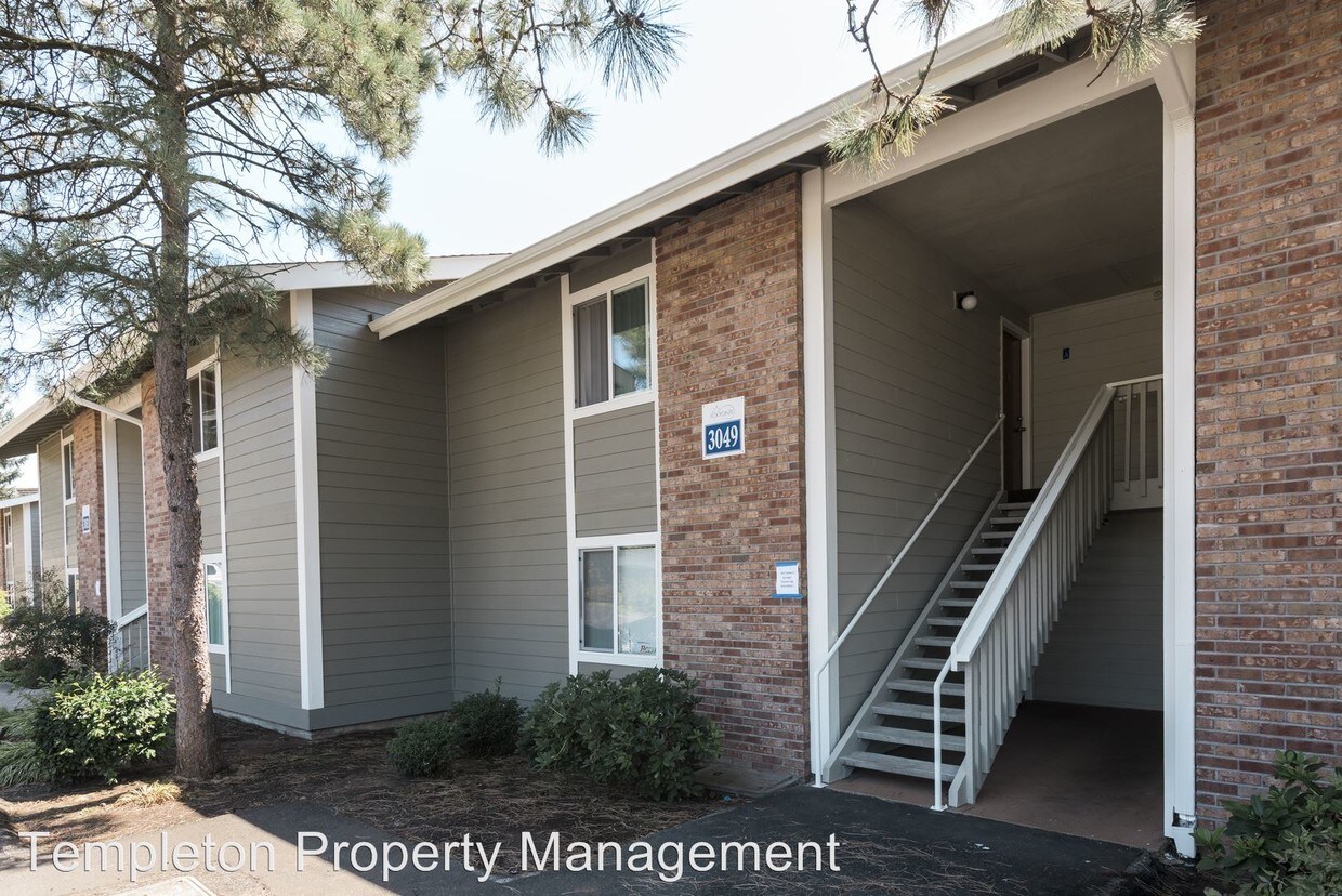 Primary Photo - 3003 NE 57th Ave