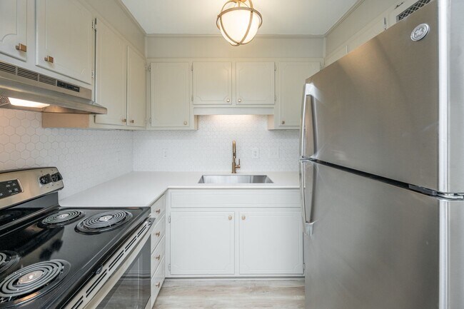 Foto del interior - Highland Riviera Apartments