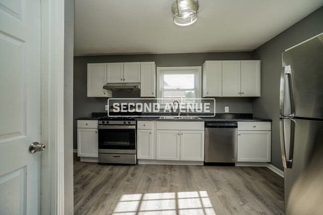 Building Photo - 627 Speers Ave