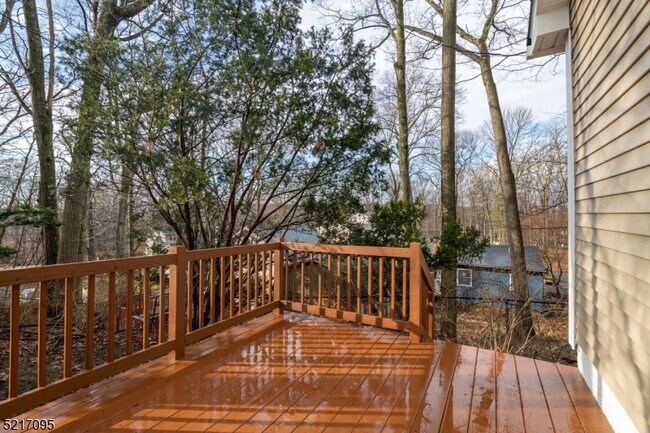 Building Photo - 58 Tufts Trail