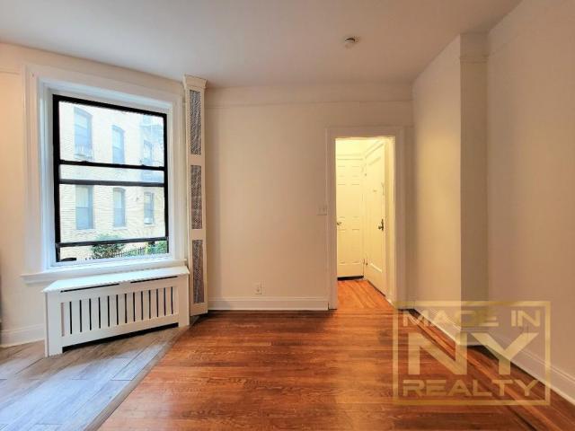 Building Photo - 1 bedroom in ASTORIA NY 11106