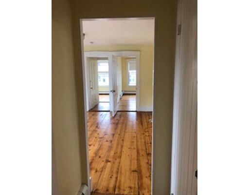 Building Photo - 9 Knowlton St