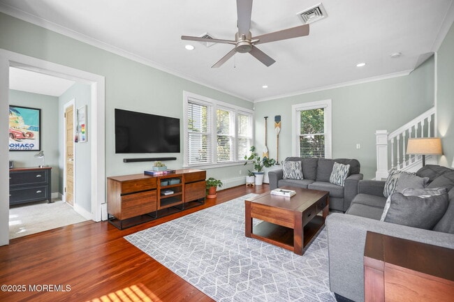 Building Photo - 50 Waverly Pl