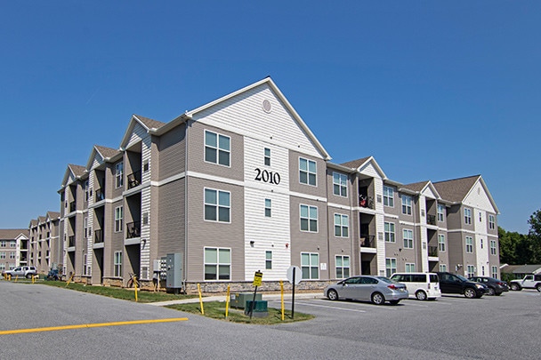 Building Photo - Brooks Edge Apartments