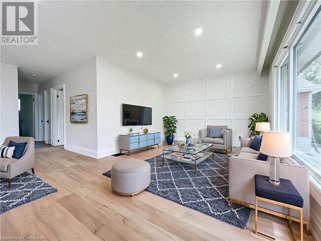 Photo du bâtiment - 447 E 13th St