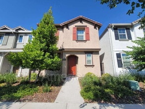Building Photo - 3805 Amelia Rose Way