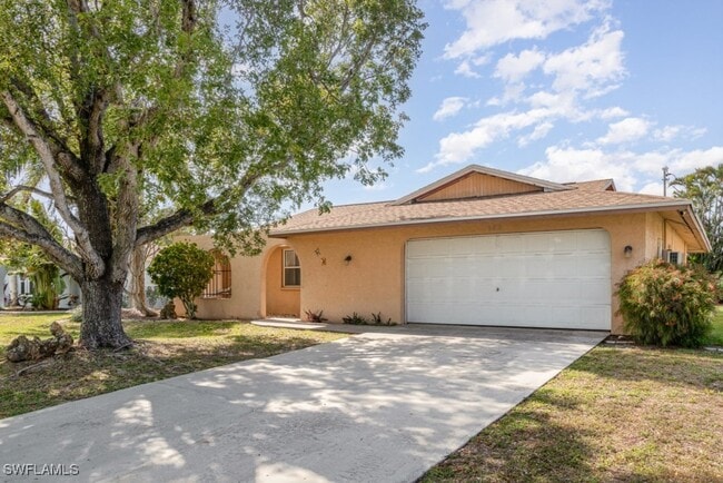 Building Photo - 922 SE 25th Ln