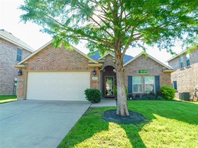 Building Photo - 4605 Dogwood Dr