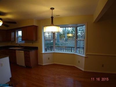 Building Photo - 2068 Whispering Woods Dr