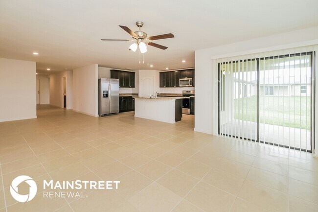 Building Photo - 35648 Rose Moss Ave