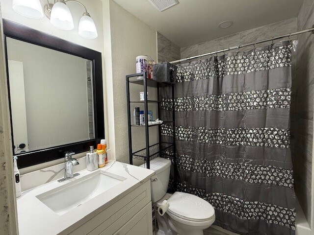 Foto del edificio - 15123 Chasehill Dr