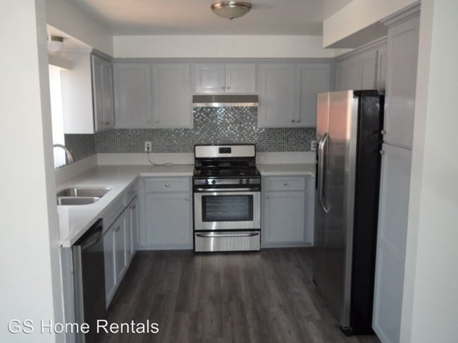 Foto del edificio - 247 Avenida Del Poniente