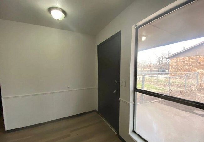 Foto del edificio - 640 Ottawa Pl