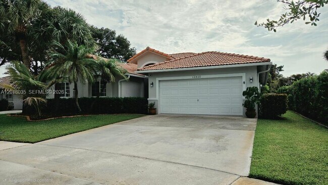 Building Photo - 16850 Crestview Ln