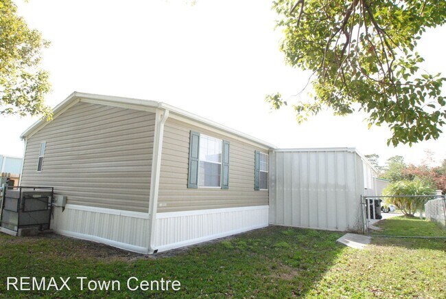 Building Photo - 3 br, 2 bath House - 4639 Bunting Ave