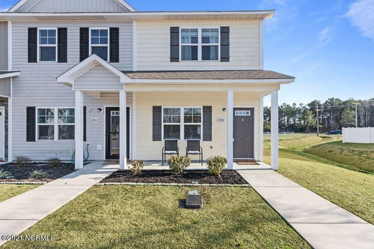 Foto principal - Sneads Ferry Townhouse!