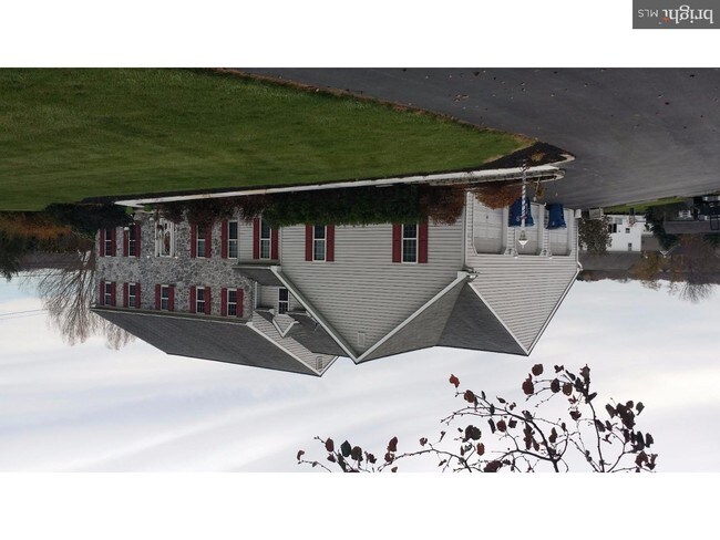 Building Photo - 221 Darlington Cir