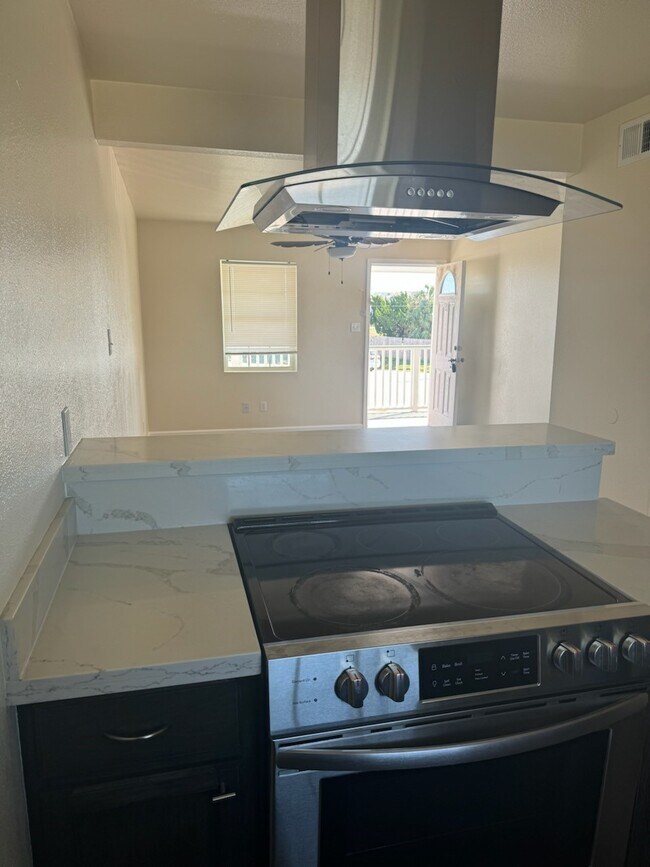 Foto del edificio - 7302 Stewart Rd