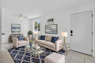 Building Photo - 1864 NW 28th St