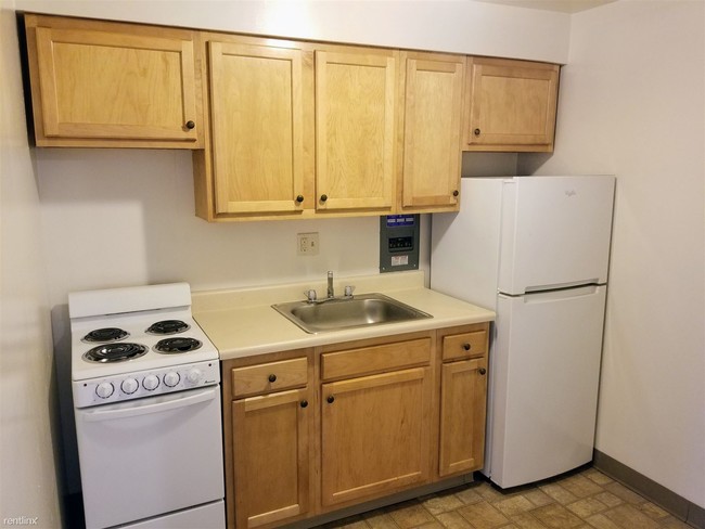 Building Photo - 1 br, 1 bath Apartment - 1860 Brett Street