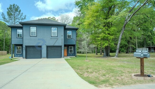 Foto del edificio - 110 Turner St