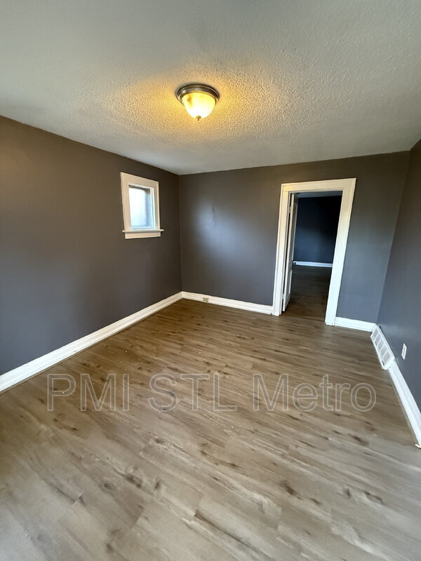 Building Photo - 1256 Gimblin St