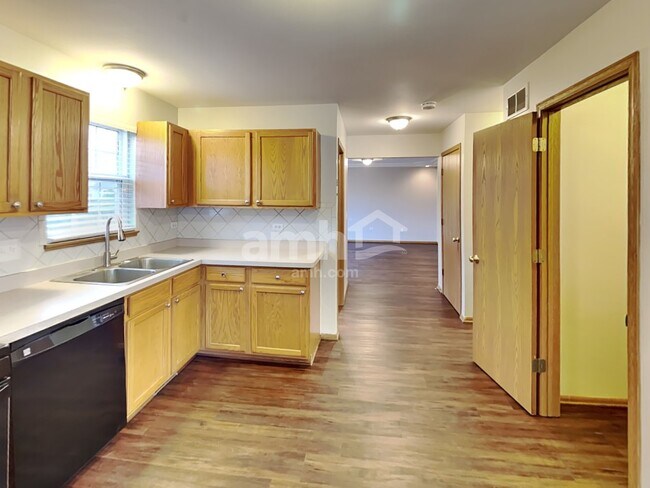 Foto del edificio - 25610 S Rose Ln