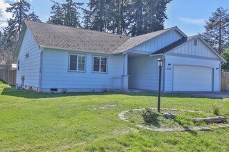 Building Photo - 2579 Olympic Dr