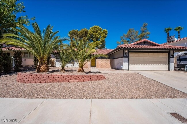 Foto del edificio - 7439 Trudy Ln