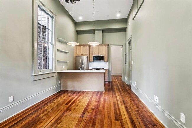 Photo - 632 Esplanade Ave Townhome