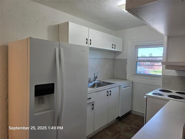 Foto del edificio - 1751 NW 29th Terrace