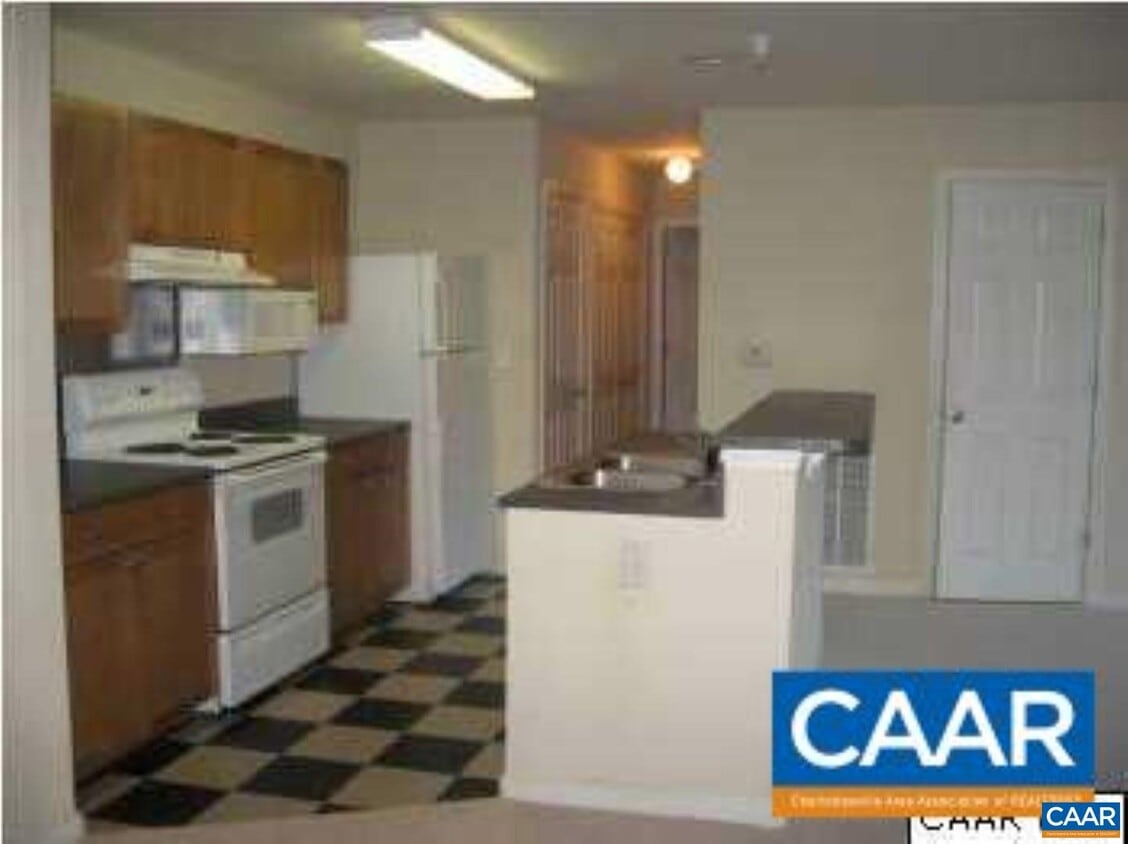 Building Photo - 765 Denali Way