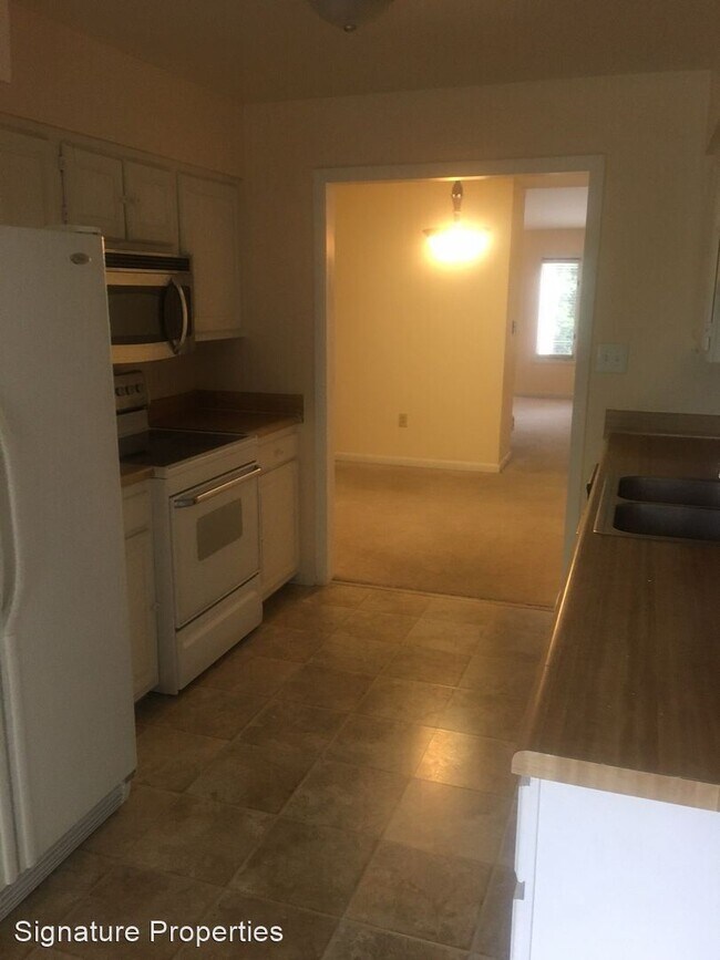 Building Photo - 2 br, 2 bath House - 111 Windward Drive SW