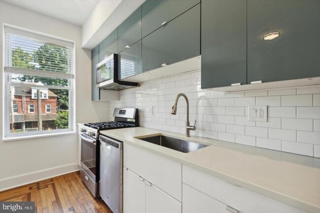 Foto del edificio - 4815 Chester Ave