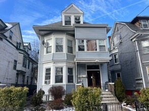 Building Photo - 55 Treacy Ave