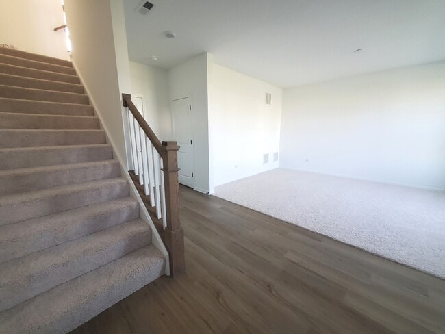 Building Photo - 4499 Chelsea Mnr Cir