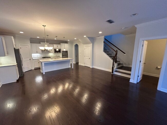 Building Photo - Low Maintenance All Brick Home!