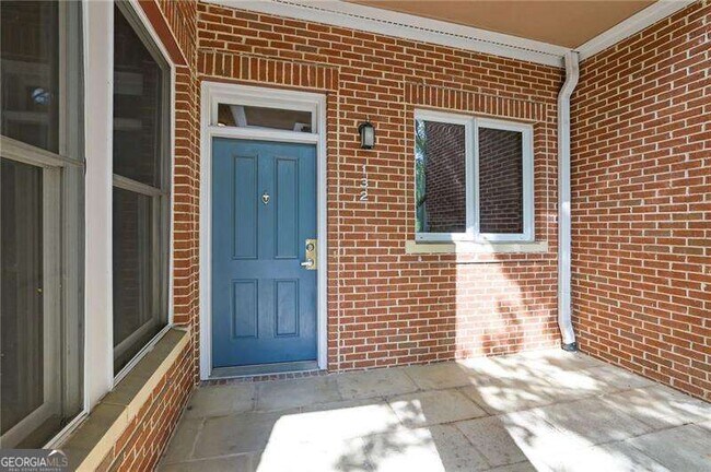 Foto del edificio - 745 Fountainhead Ln NE