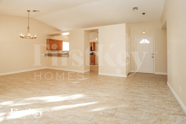 Building Photo - 5412 Redview Ct