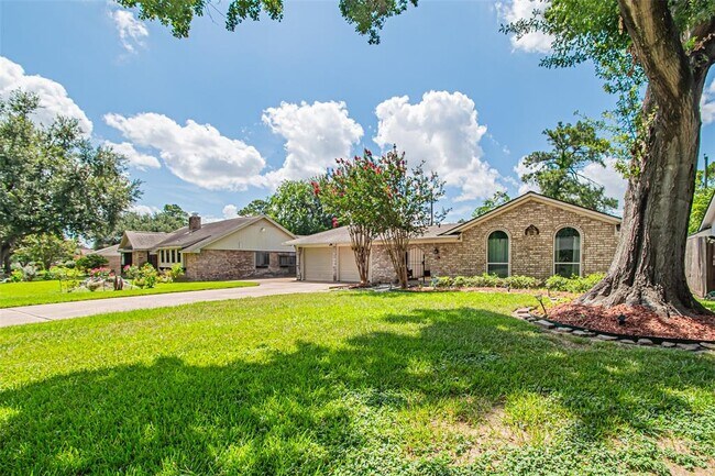 Building Photo - 5611 Winding Way Dr