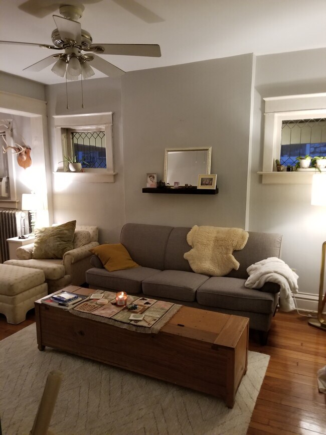 Living Room - 4123 Terrace St