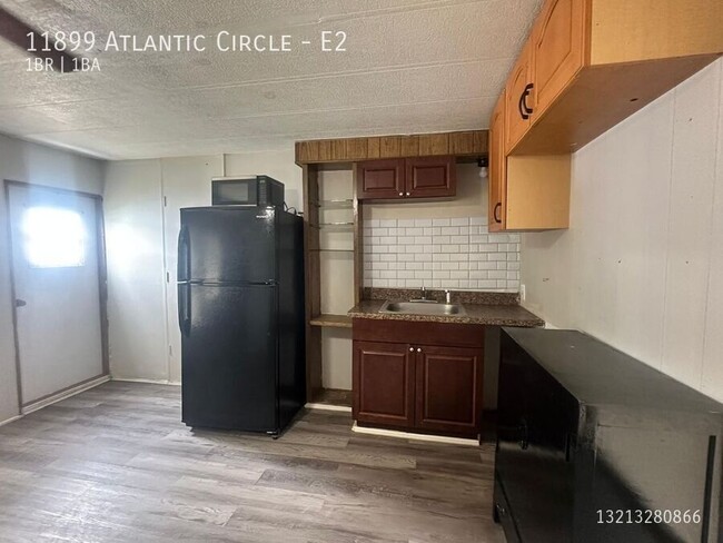 Building Photo - 11899 Atlantic Cir