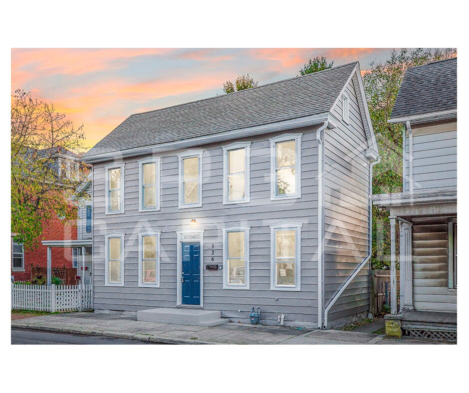 526 E Queen St, Chambersburg, PA 17201 House Rental in Chambersburg