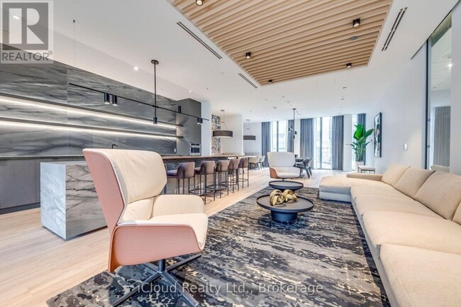 Building Photo - 82 Dalhousie St