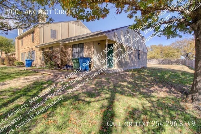 Building Photo - Great location off of Bagby!