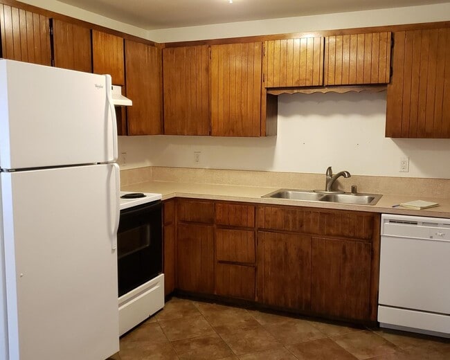 Foto del edificio - Cute 2BD Duplex,  - Has all Hardwood Lamin...