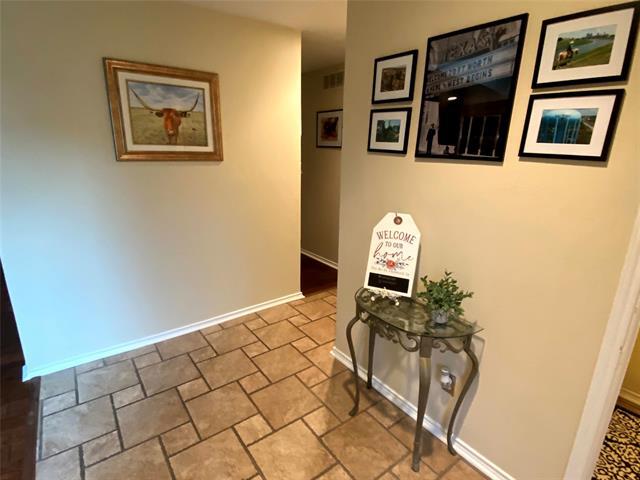 Foto del edificio - 3325 Bristol Rd