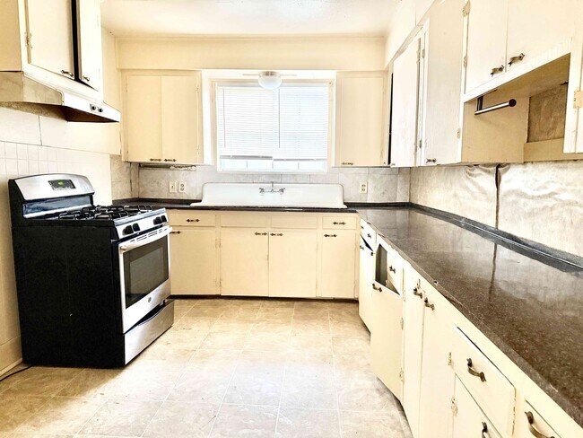 Foto del edificio - 1203 S 18th St